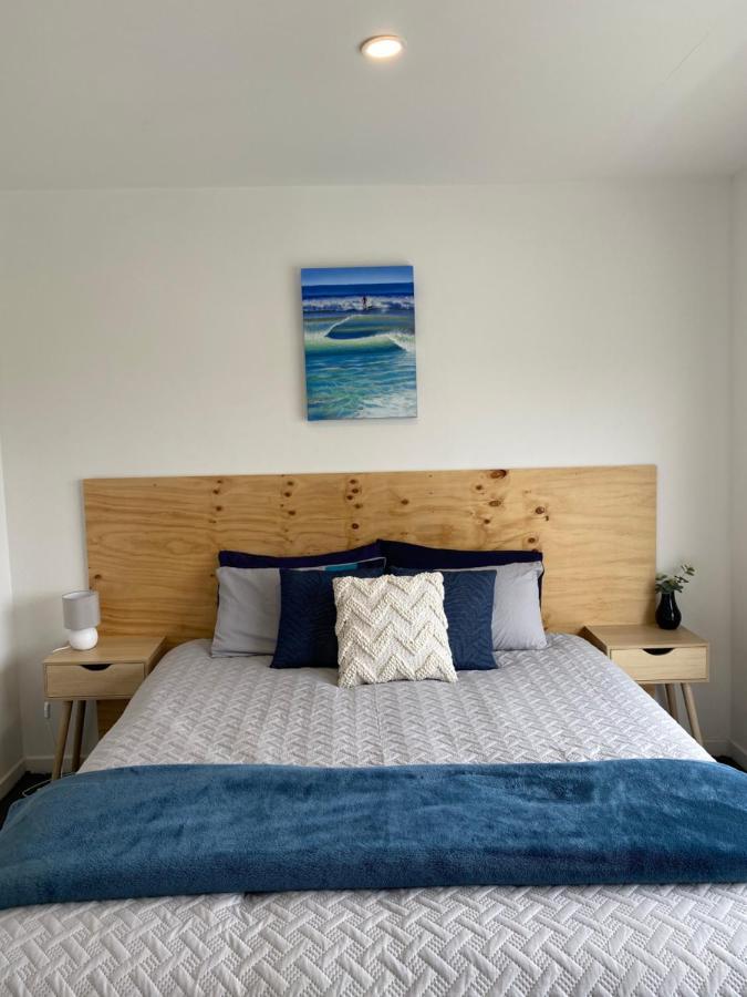 Surf N Stay Whangamata Exterior photo