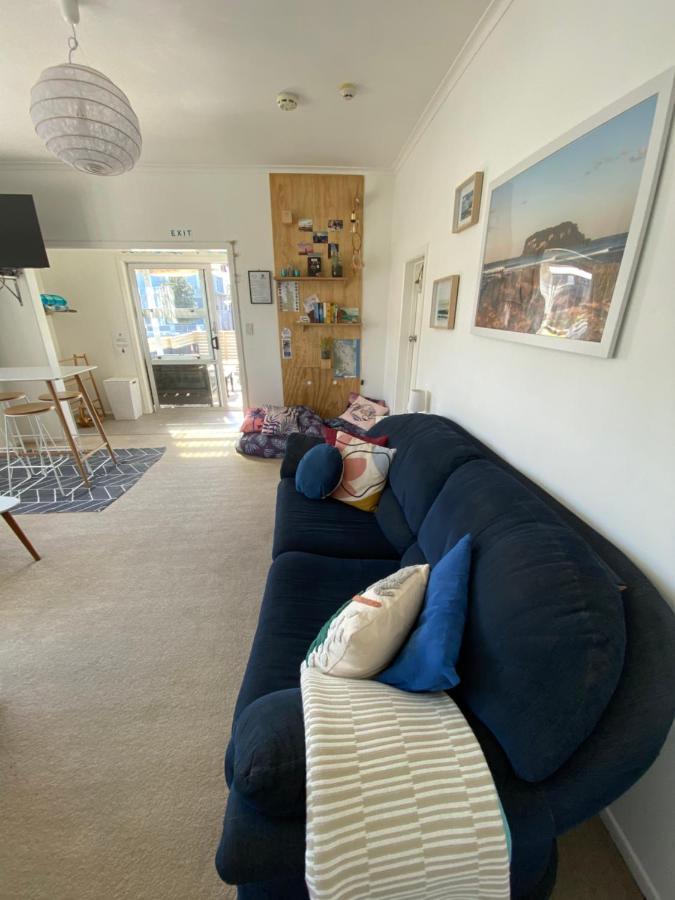 Surf N Stay Whangamata Exterior photo