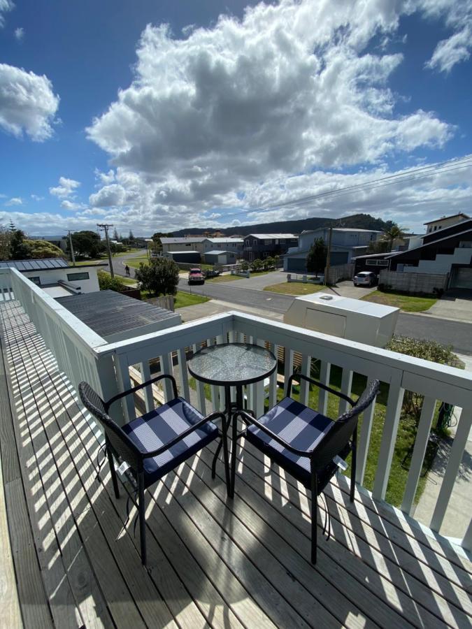 Surf N Stay Whangamata Exterior photo
